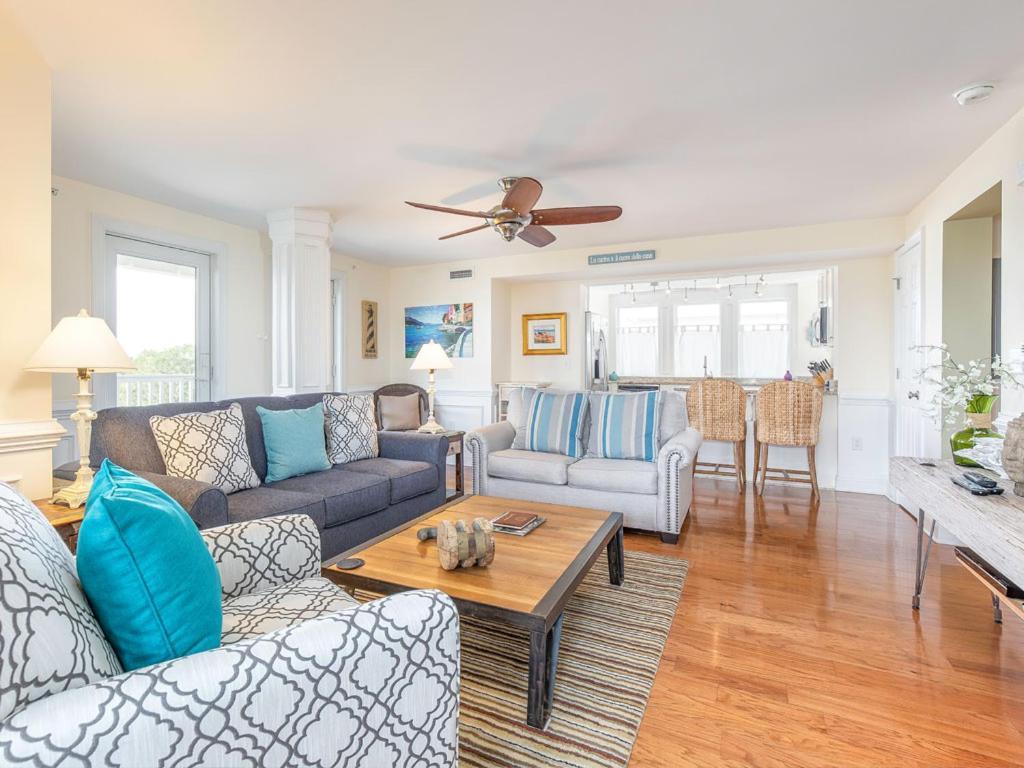 Captains Watch 17 Tybee Island Екстер'єр фото