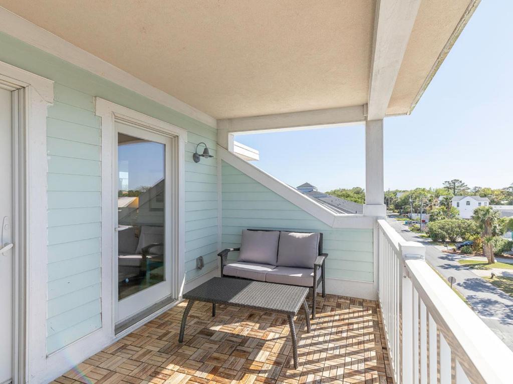 Captains Watch 17 Tybee Island Екстер'єр фото
