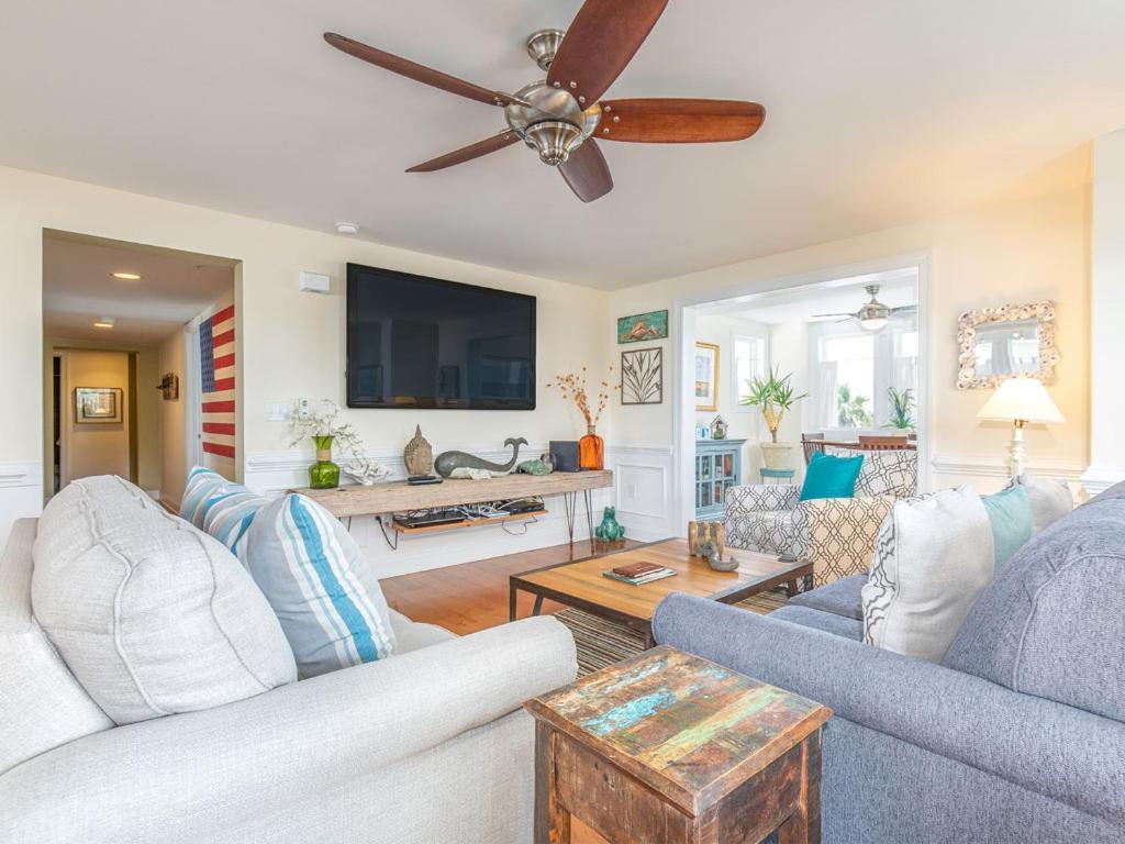 Captains Watch 17 Tybee Island Екстер'єр фото